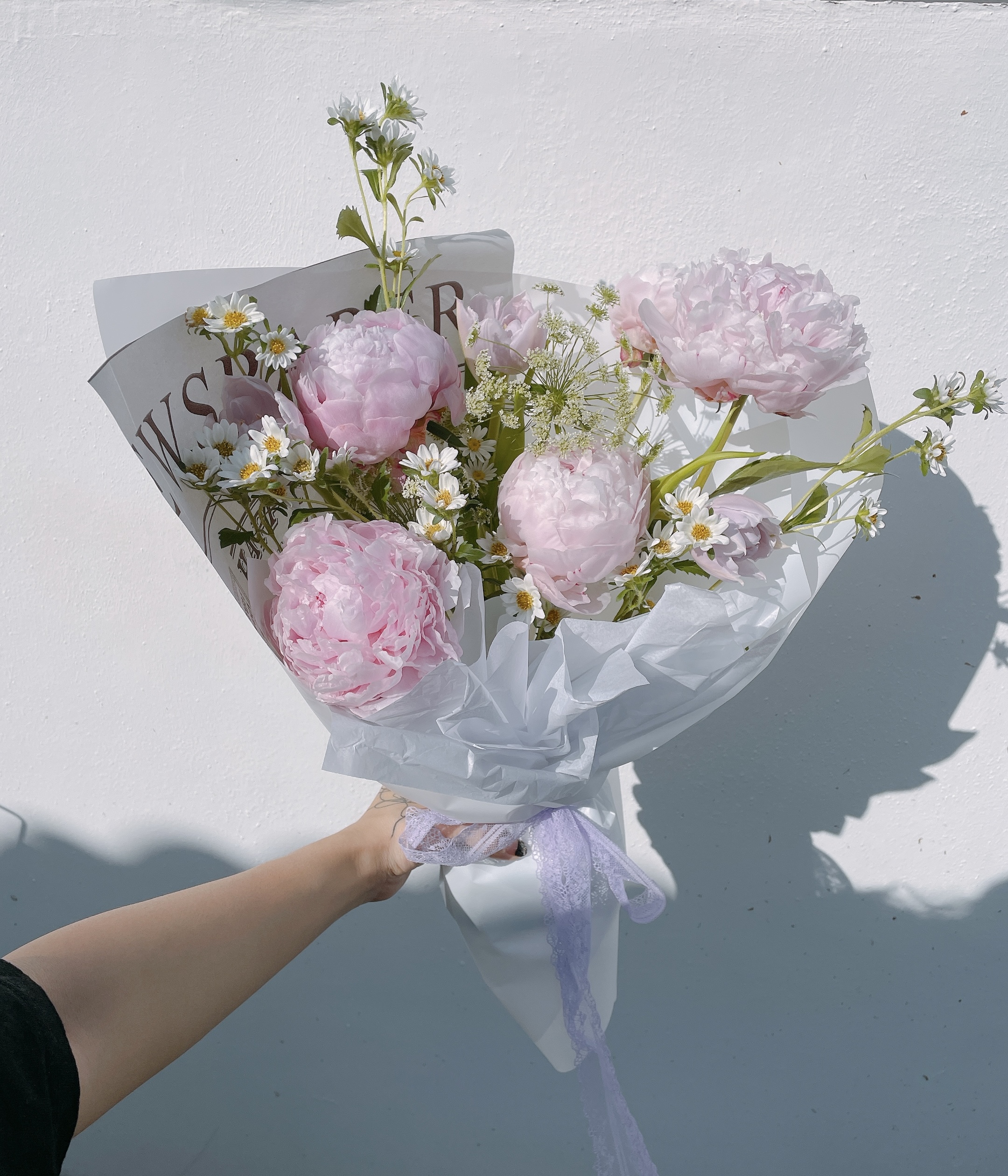 Fresh Pink Peony Mix Hana White Flower Bouquet