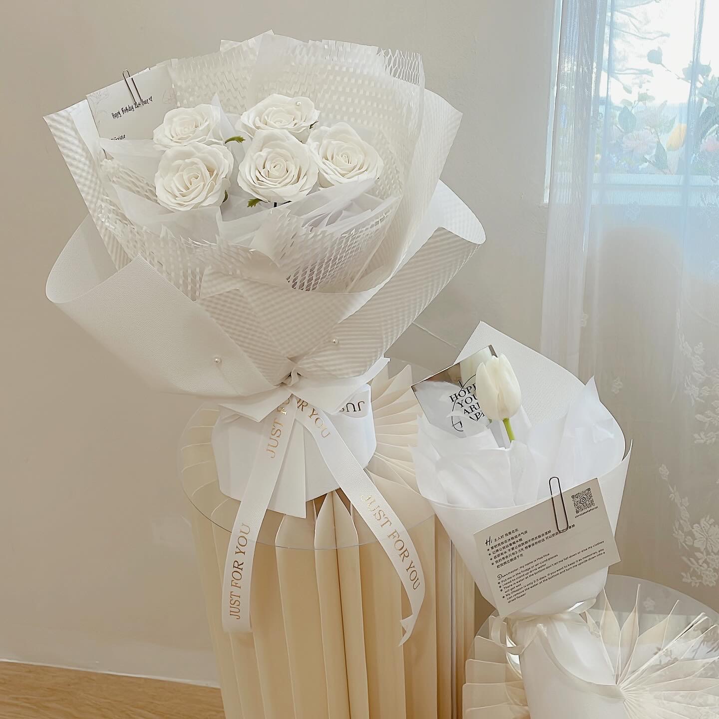 5 Stalks Soap White Roses Flower Bouquet
