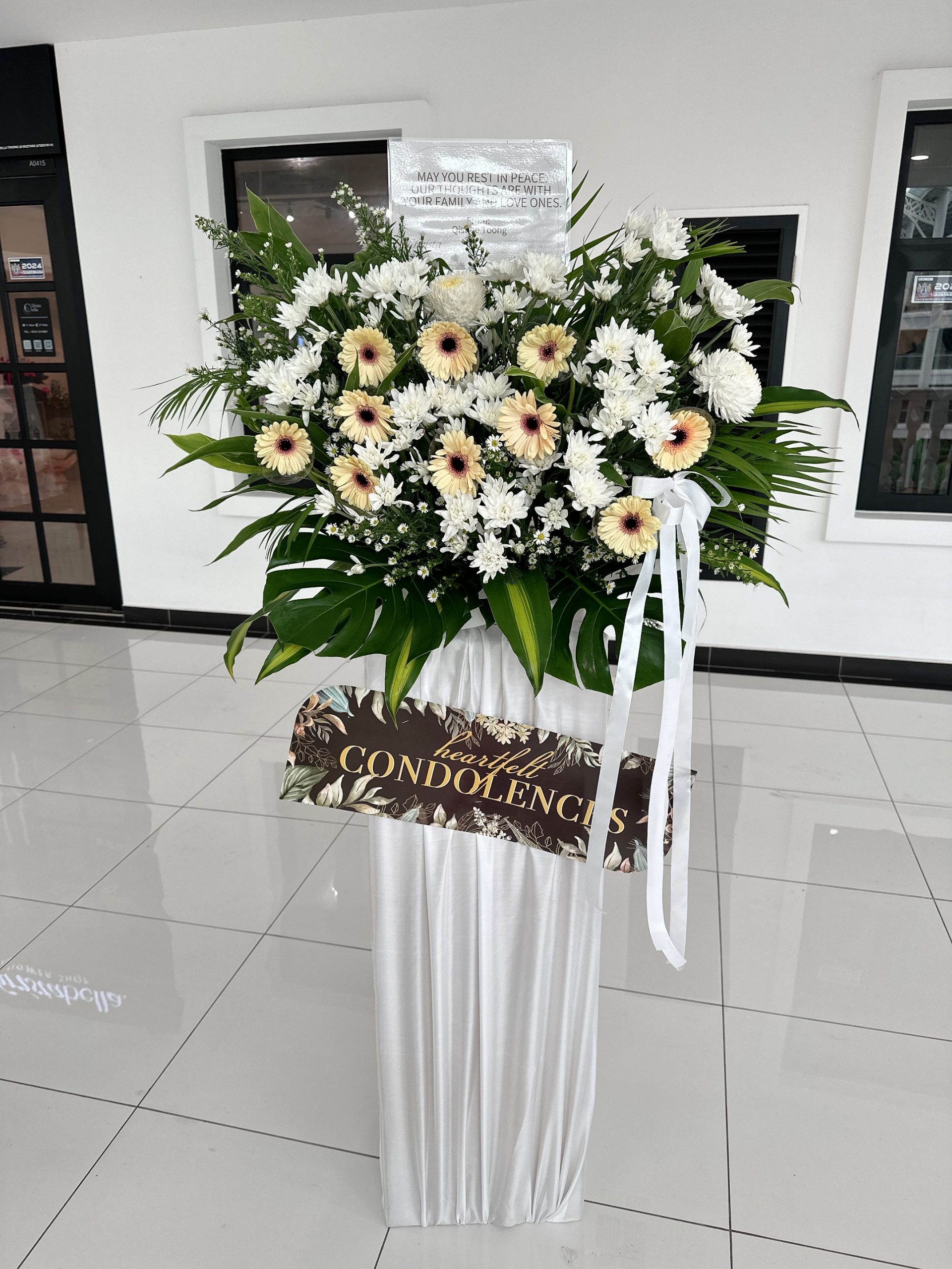 Condolences Fresh Flower Stand